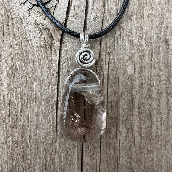 Smoky Quartz for Protection, Intuition and Higher Levels of Consciousness. - Picture 4 of 6